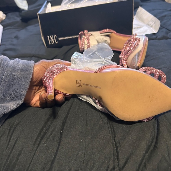 Glamorous pink crystal formal shoes . For the pink lover fashionista in you. - Picture 11 of 13